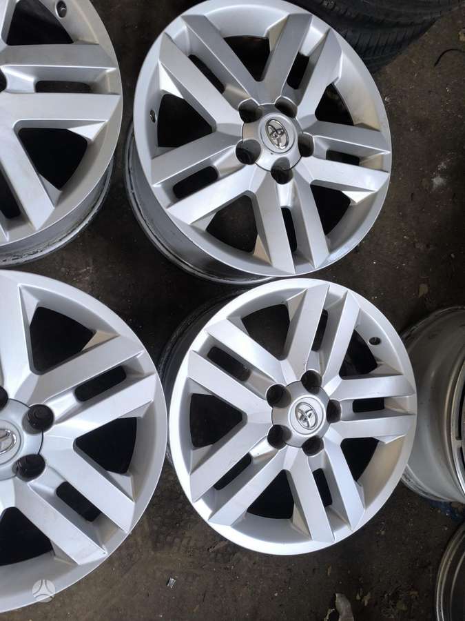Toyota, lengvojo lydinio, R17