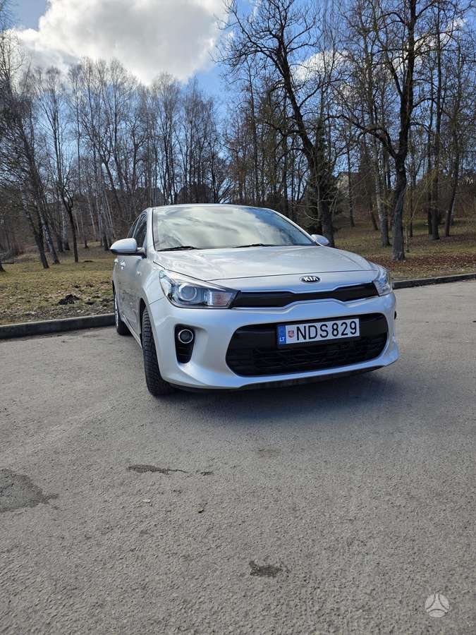 Kia Rio, 1.0 l., hatchback