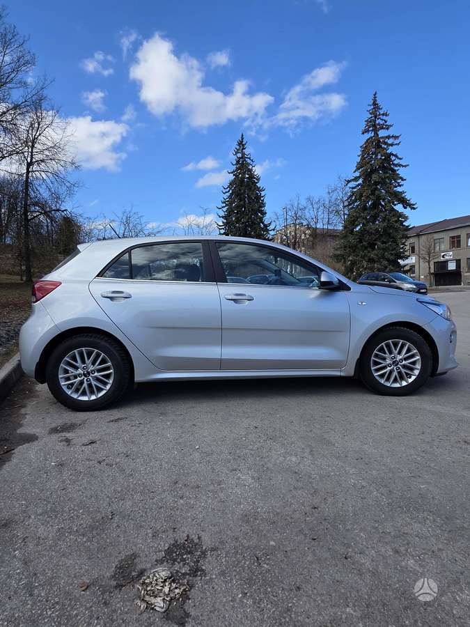 Kia Rio, 1.0 l., hatchback