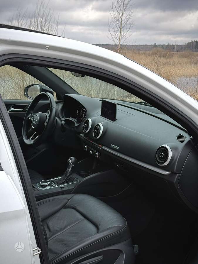 Audi A3, 2.0 l., Седан