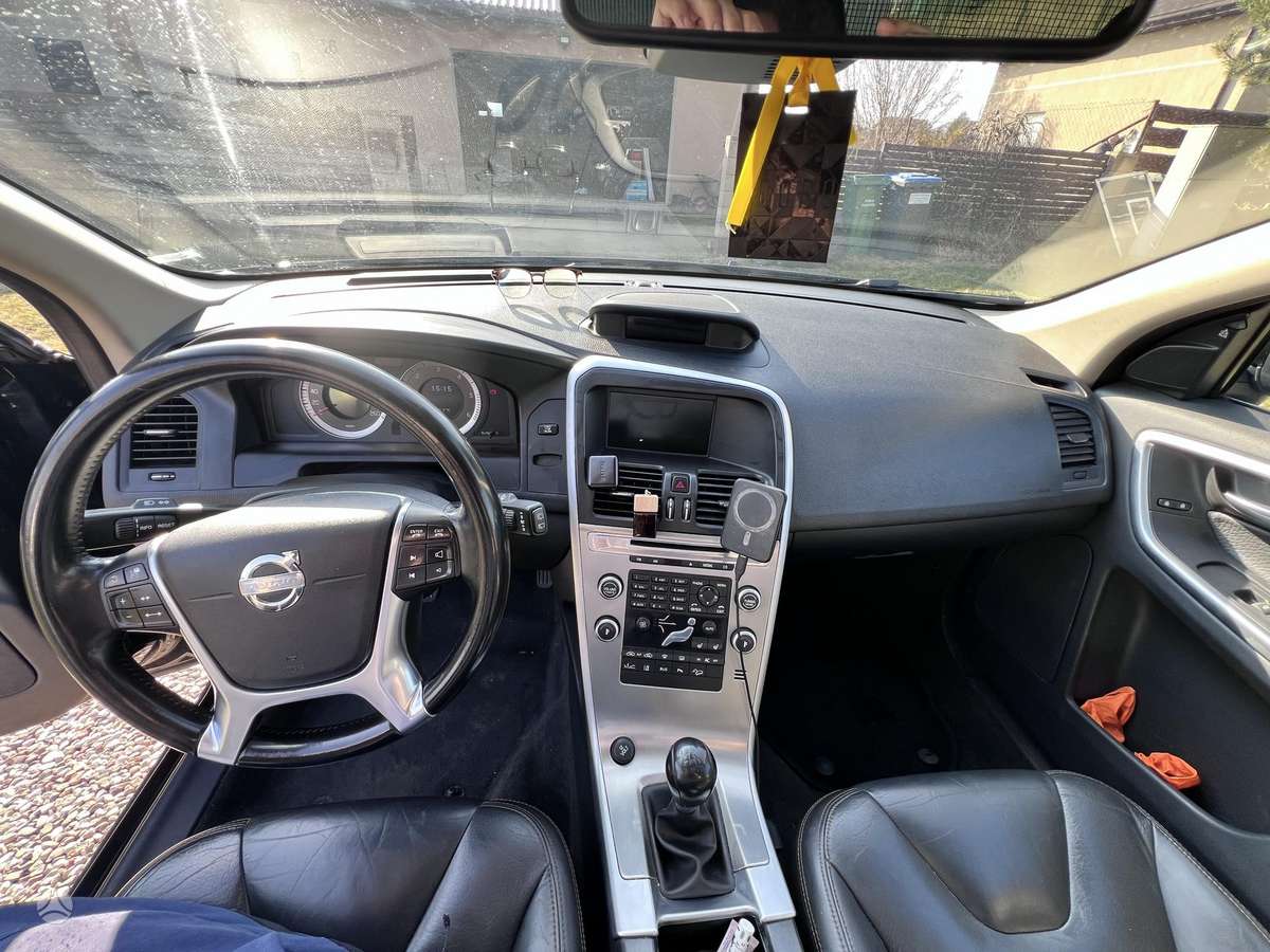 Volvo XC60 - 11