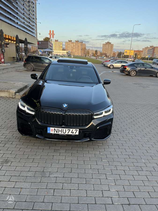 BMW 740, 3.0 l., Седан