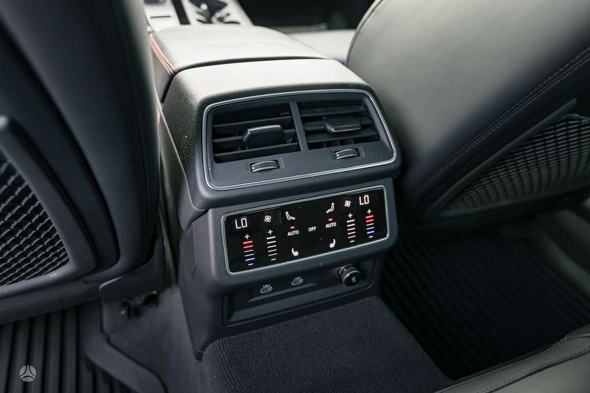 Audi RS 7, 4.0 l., Хэтчбек