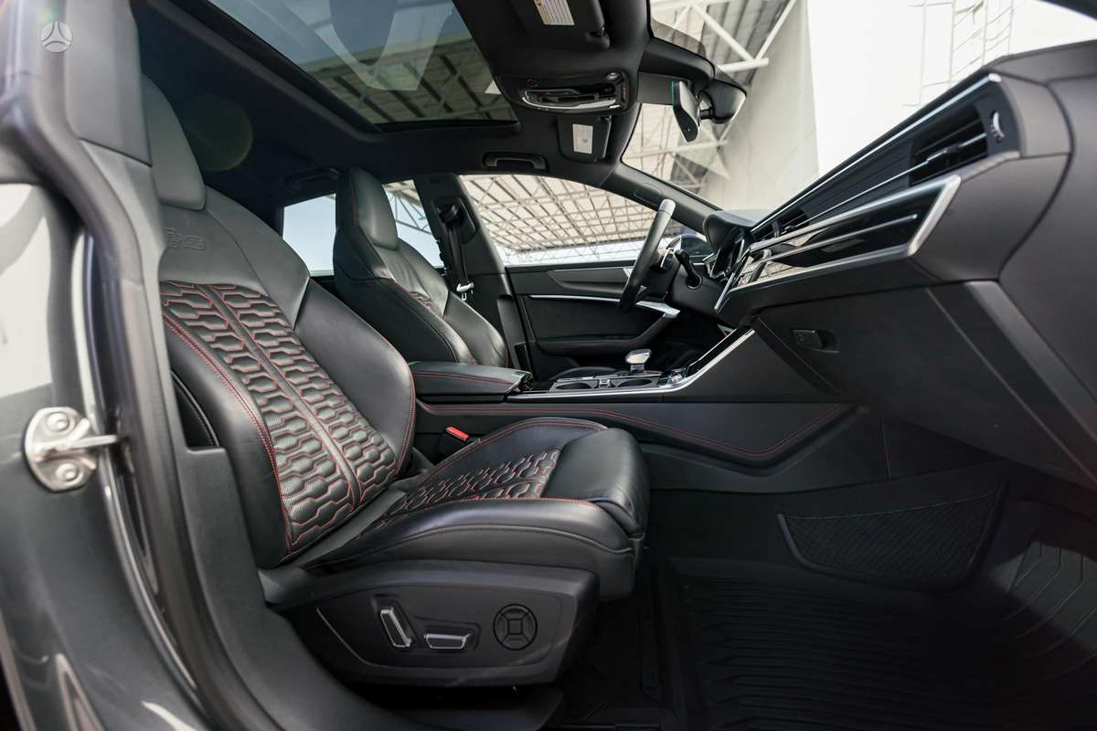 Audi RS 7, 4.0 l., Хэтчбек