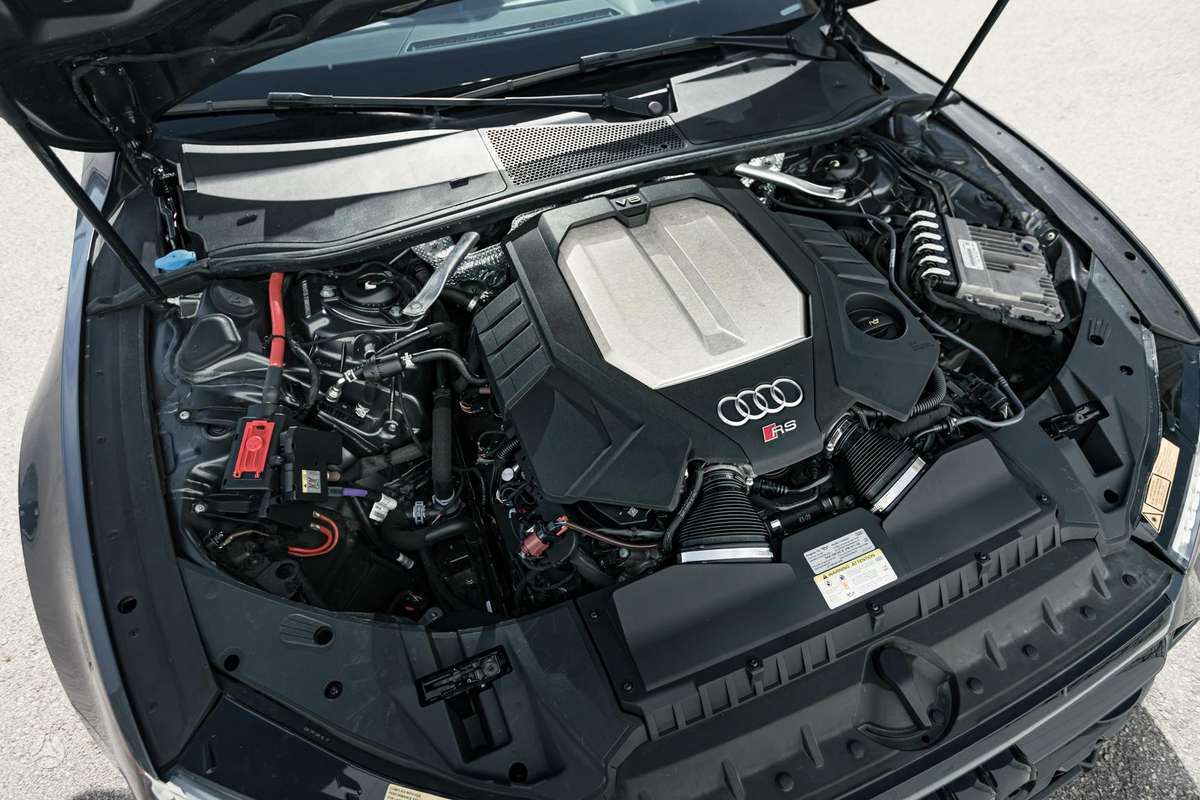 Audi RS 7, 4.0 l., hatchback