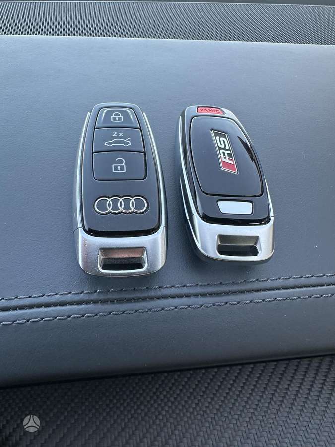 Audi RS 7, 4.0 l., Хэтчбек