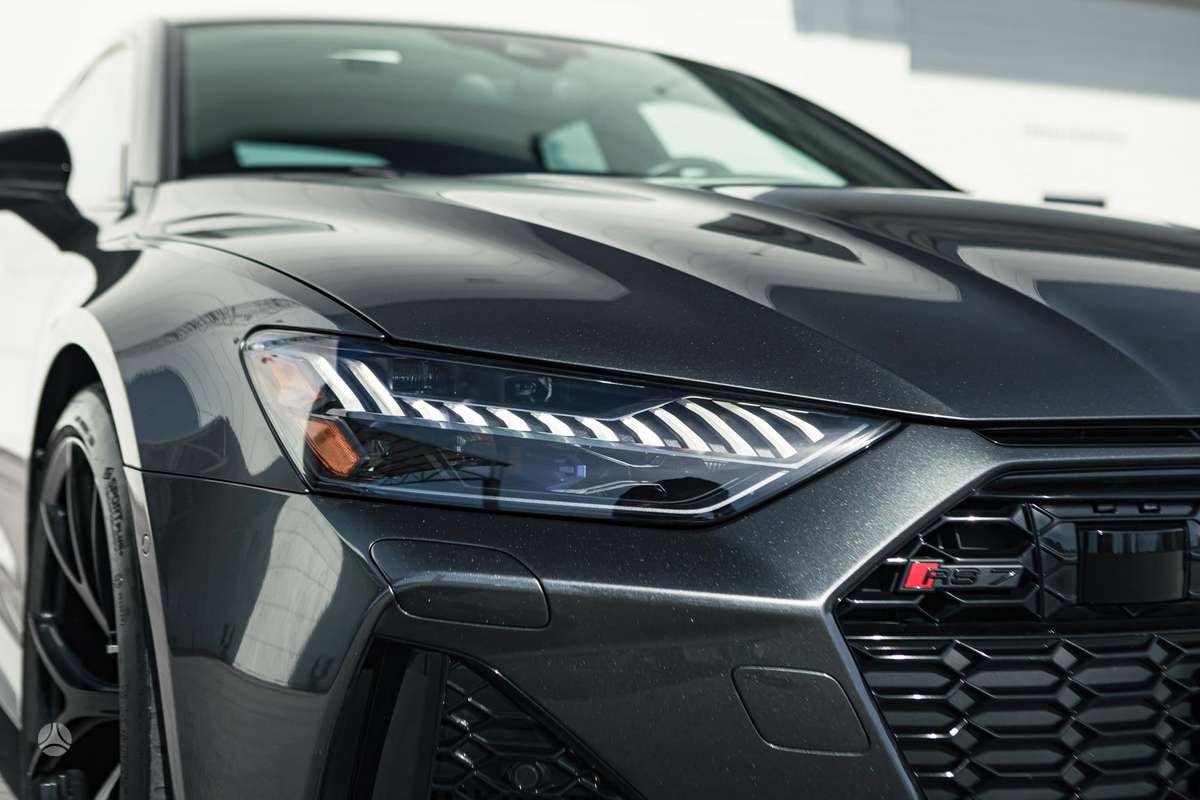 Audi RS 7, 4.0 l., Хэтчбек