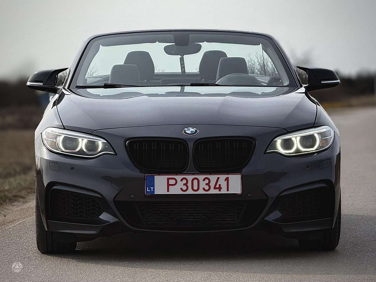 BMW M235, 3.0 l., convertible