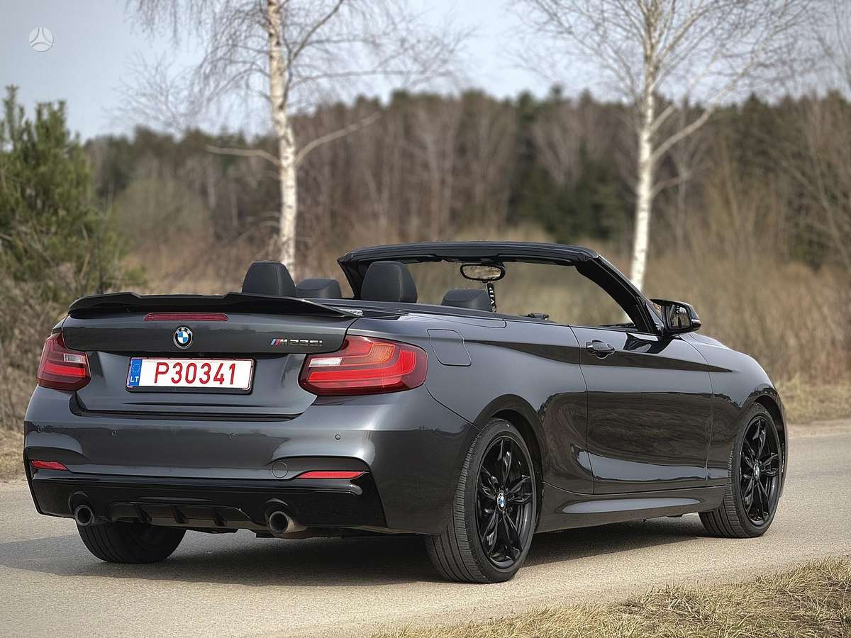BMW M235, 3.0 l., convertible