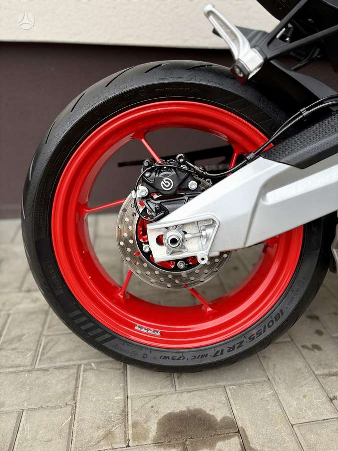 Aprilia RS 660cc, superbikes
