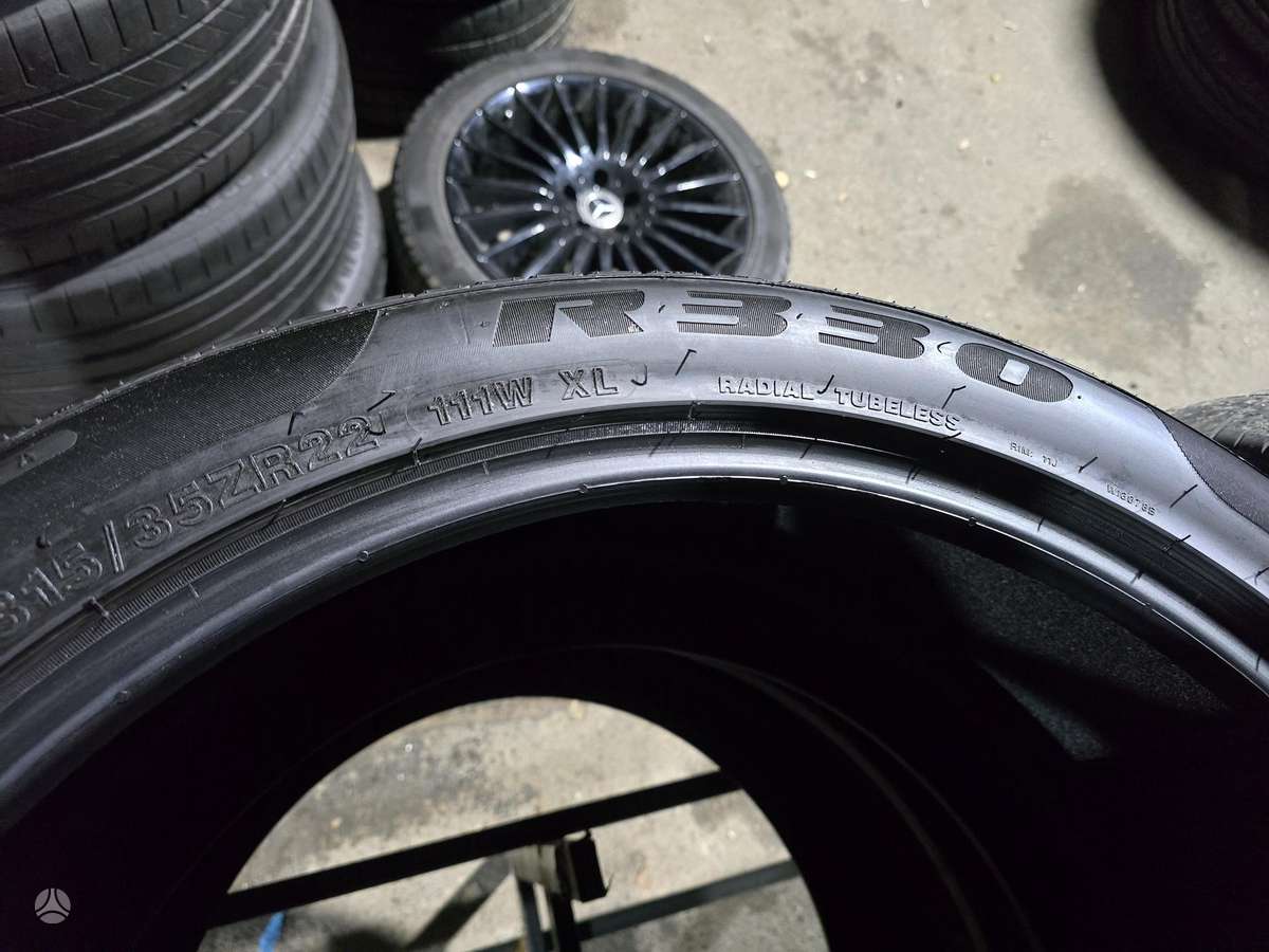 Winrun R330, summer 315/35 R22