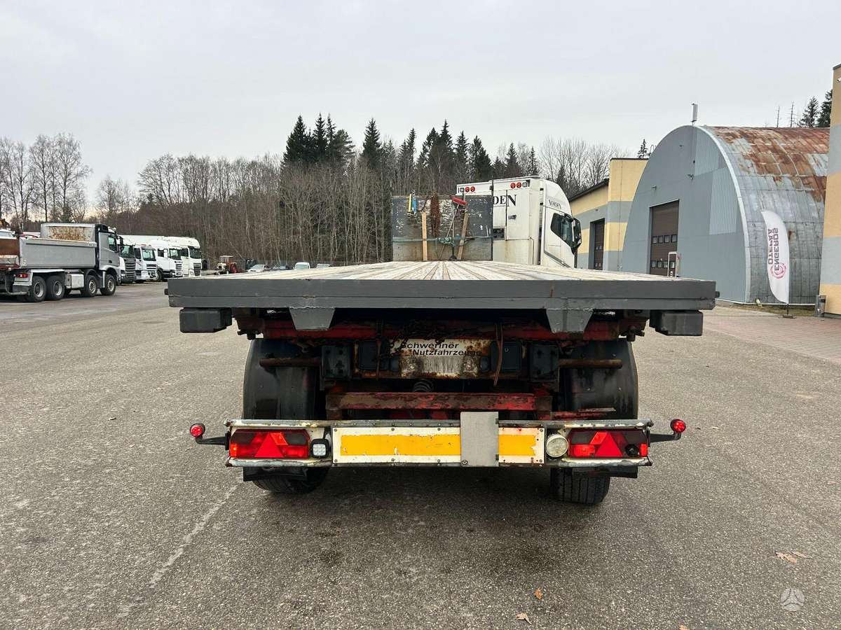 Schweriner CS40TN, konteineru