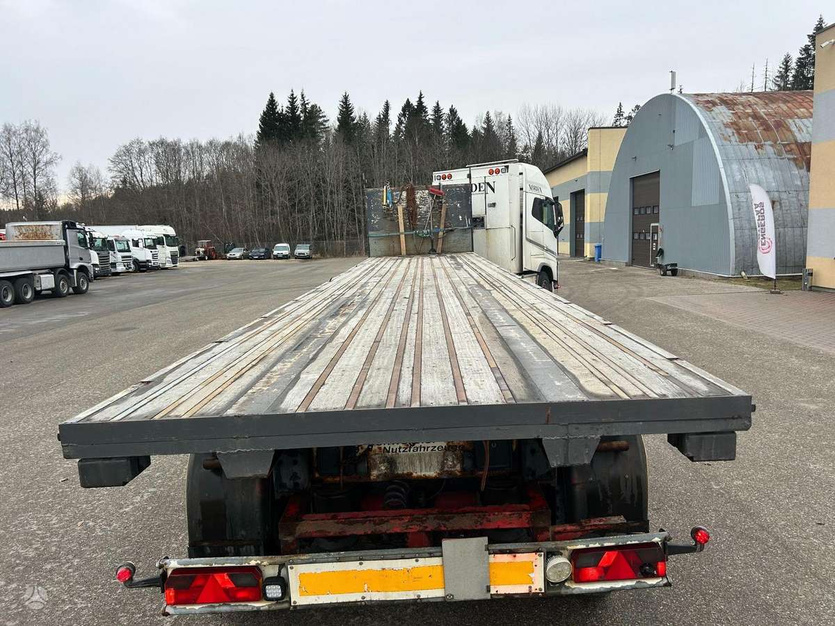 Schweriner CS40TN, konteinerių gabenimo