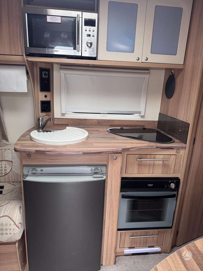 BAILEY Orion 430-4, caravans