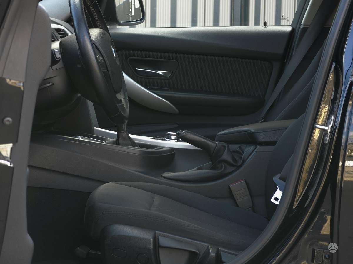 BMW 318, 2.0 l., Универсал