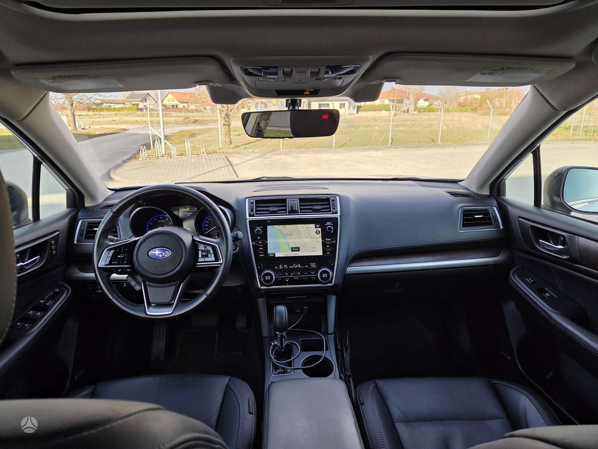 Subaru Outback, 3.6 l., off-road / crossover