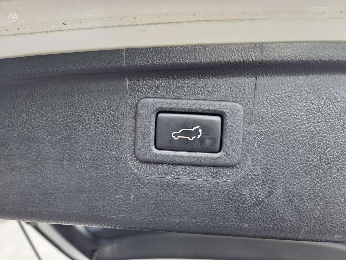 Subaru Outback, 3.6 l., off-road / crossover