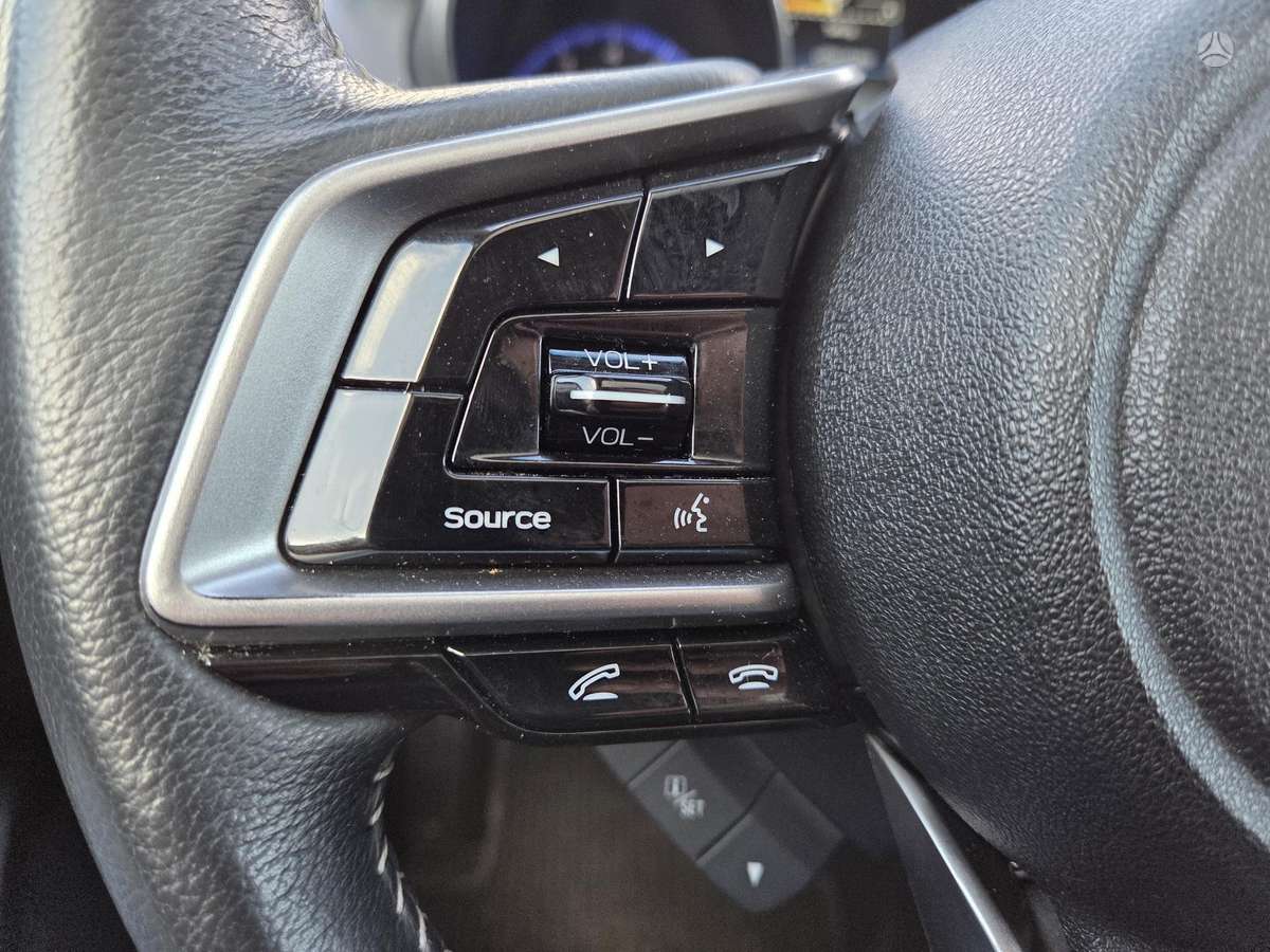 Subaru Outback, 3.6 l., off-road / crossover