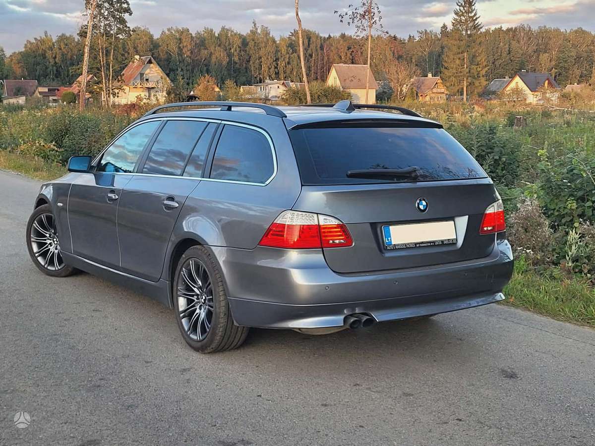 BMW 525, 3.0 l., Универсал