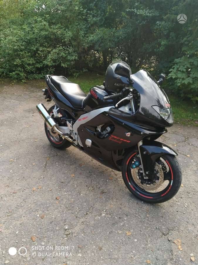 Yamaha YZF 600cc, superbikes