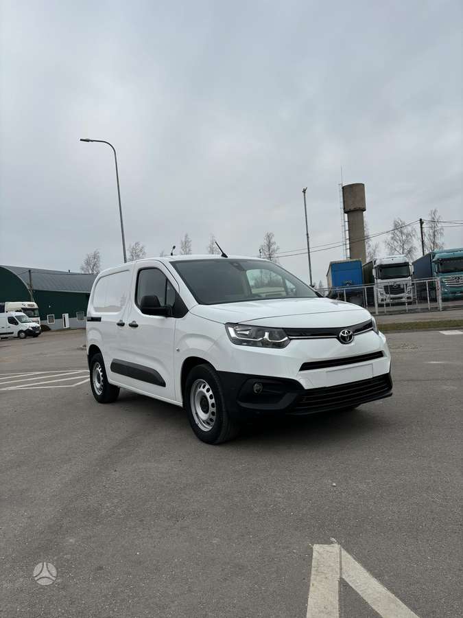Toyota Proace City - 8