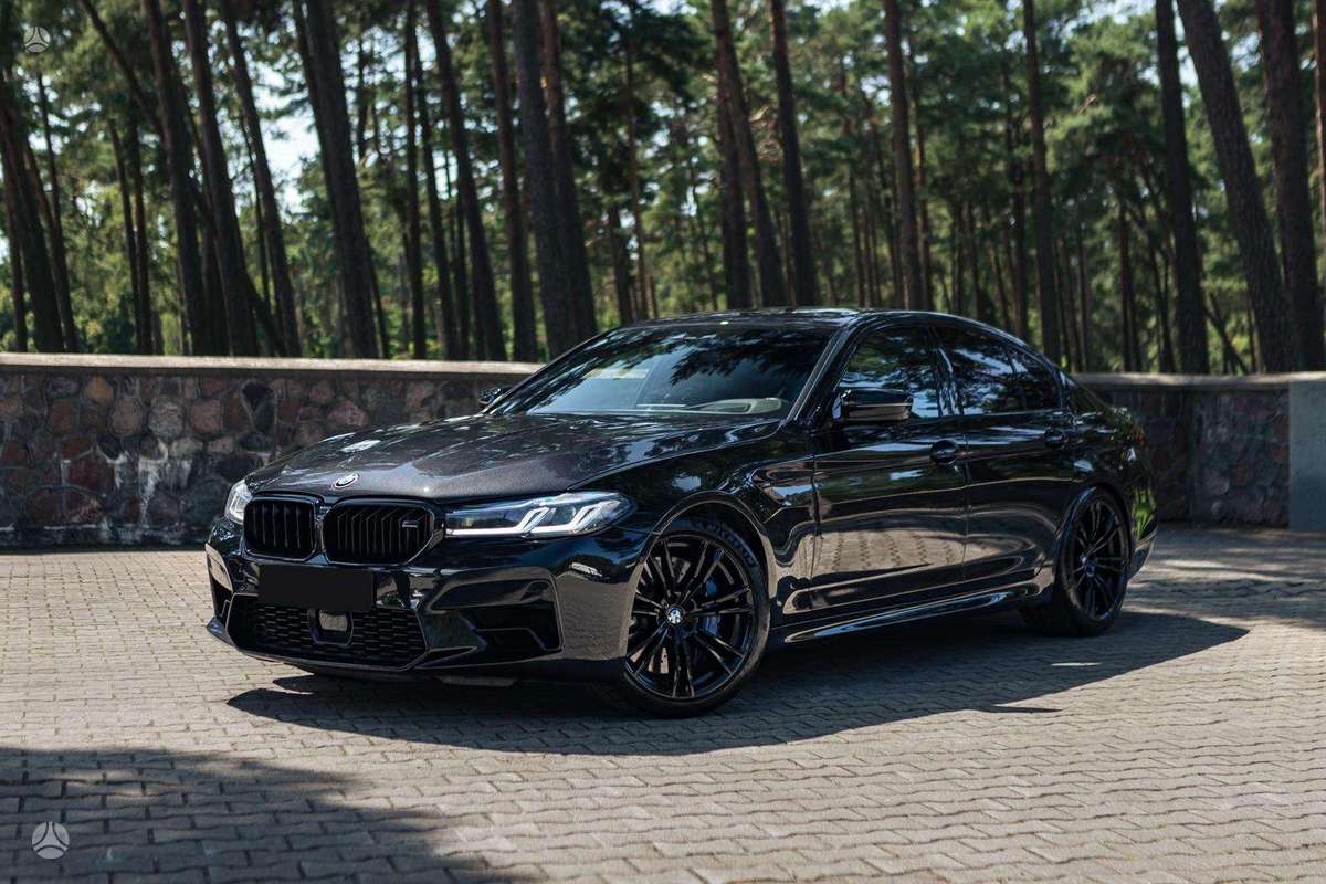 BMW M5, 4.4 l., Седан