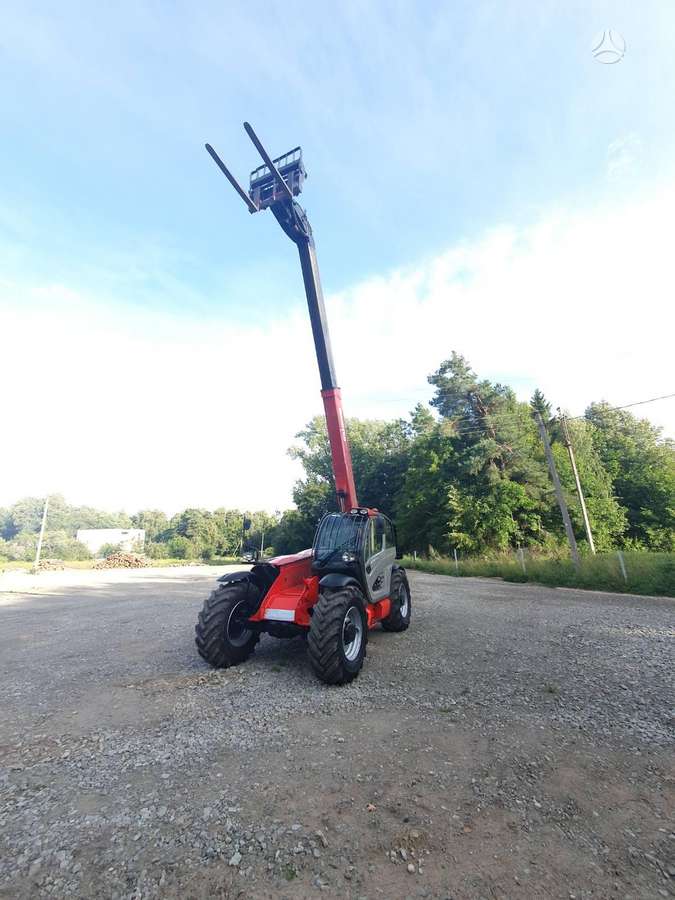 Manitou MT835, telescopic handler