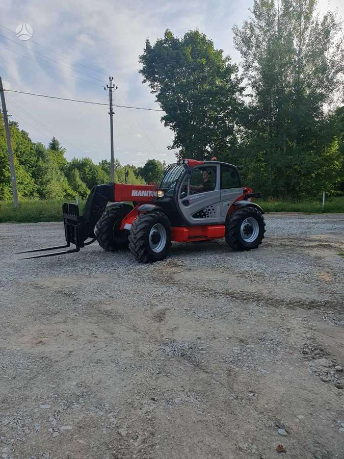 Manitou MT835, telescopic handler