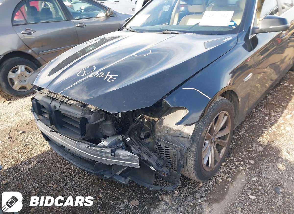 BMW 528, 2.0 l., Седан