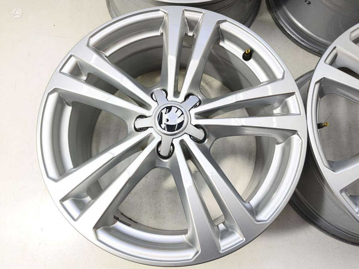 Skoda Octavia, light alloy, R18