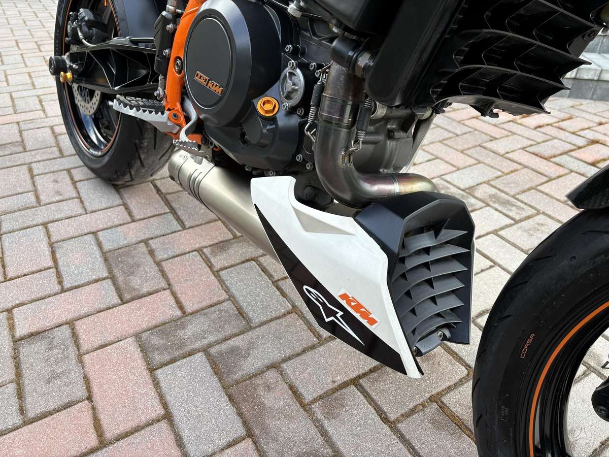 KTM Duke 690cc, supermoto