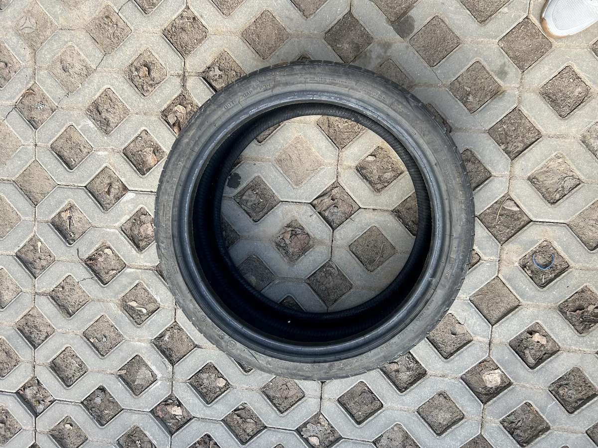 Bridgestone, vasarinės 235/35 R19
