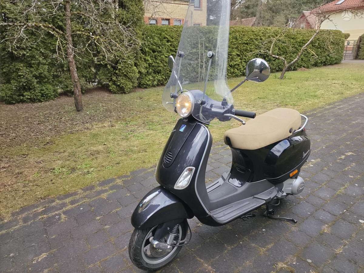 Piaggio Vespa 49cc, мотороллеры / мопеды