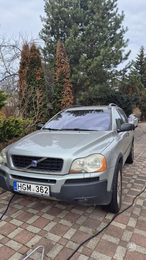 Volvo XC90, 2004