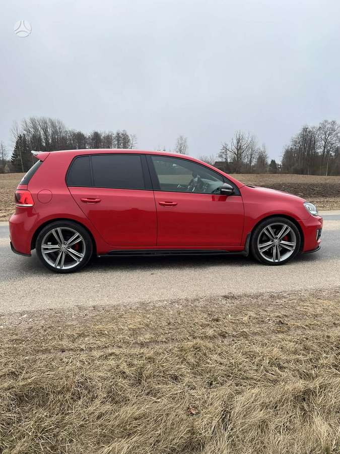 Volkswagen Golf - 3