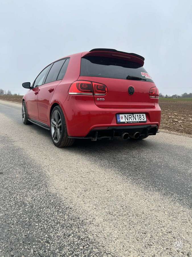 Volkswagen Golf - 7