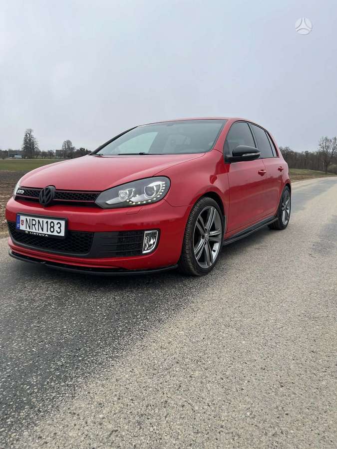 Volkswagen Golf - 9