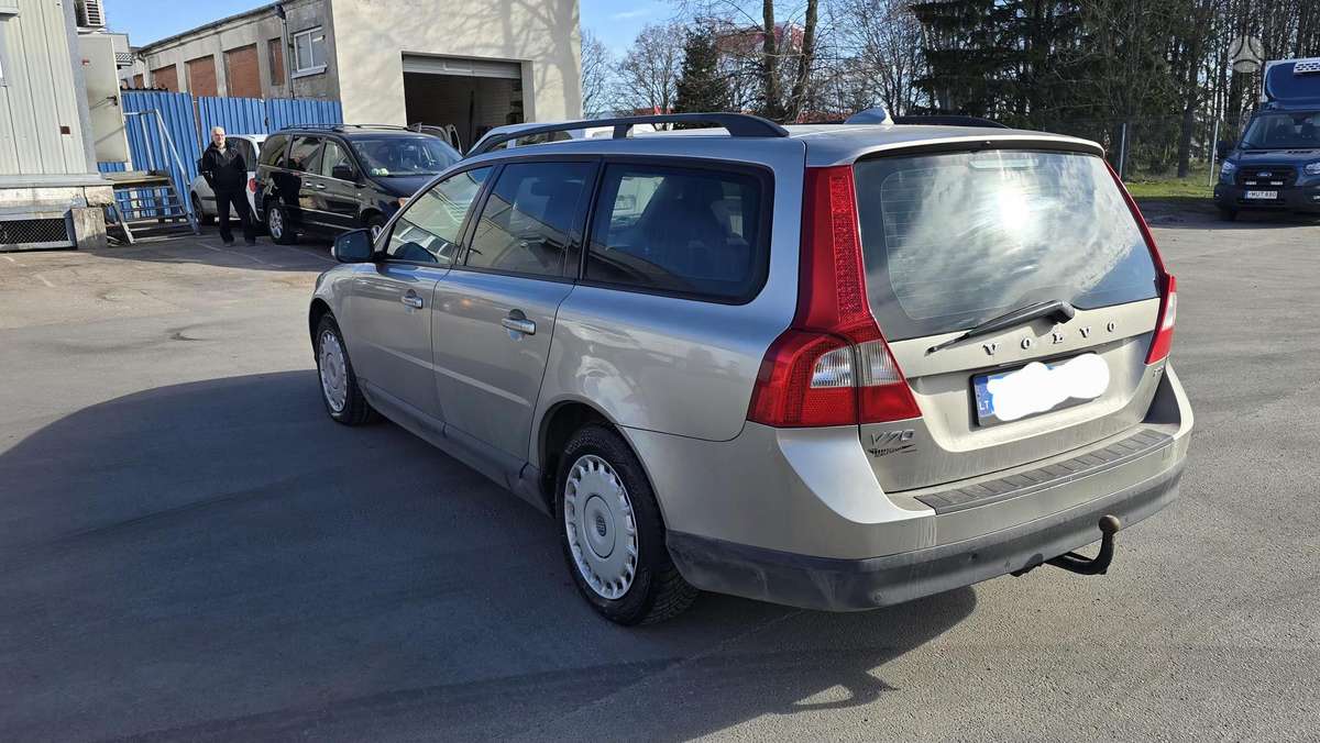 Volvo V70, 2.0 l., Универсал
