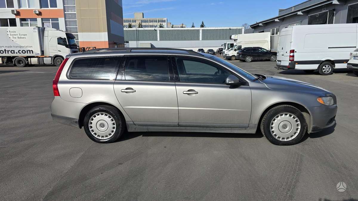 Volvo V70, 2.0 l., Универсал