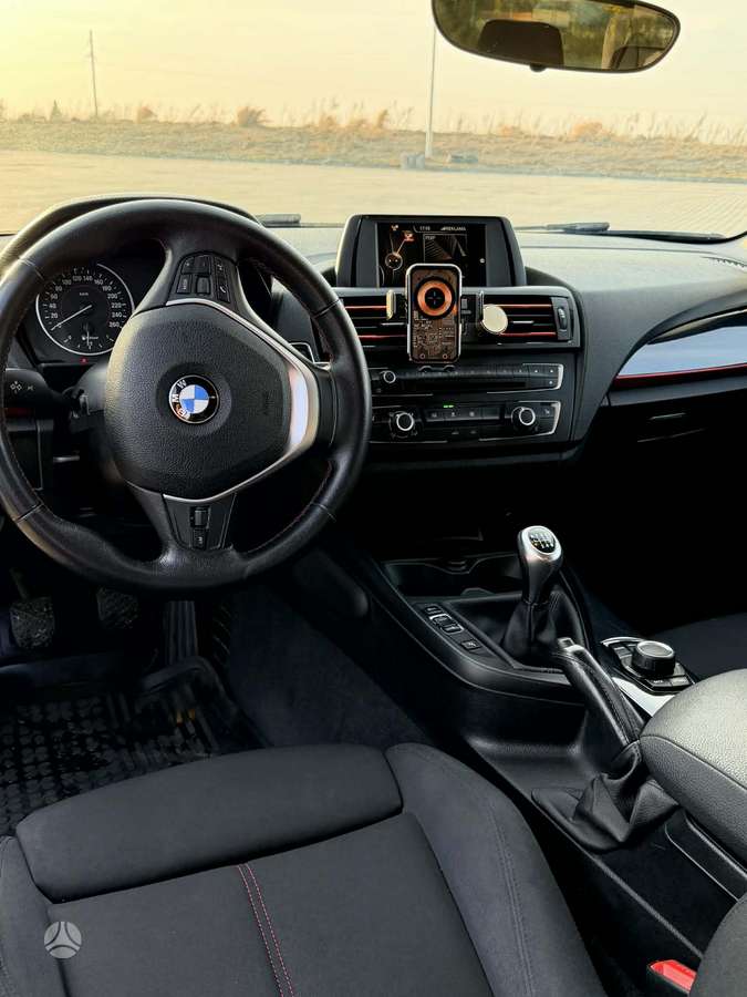 BMW 116, 2.0 l., Хэтчбек
