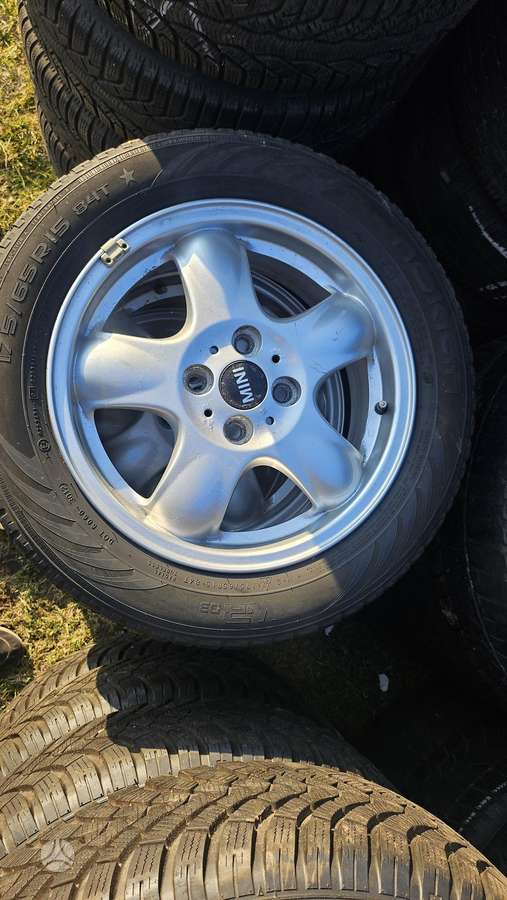 MINI Cooper, lengvojo lydinio, R15