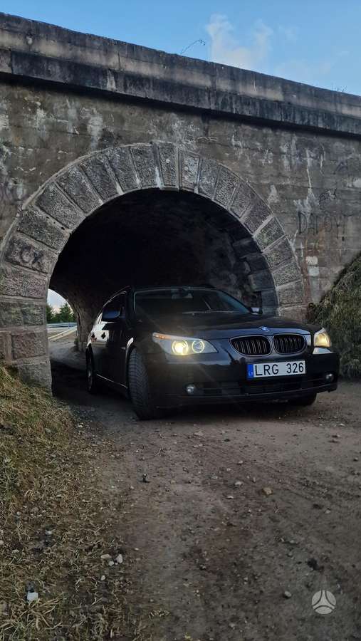 BMW 525, 2.5 l., universalas
