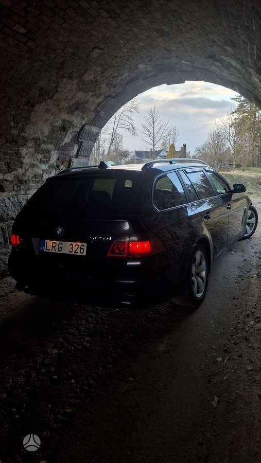 BMW 525, 2.5 l., universalas