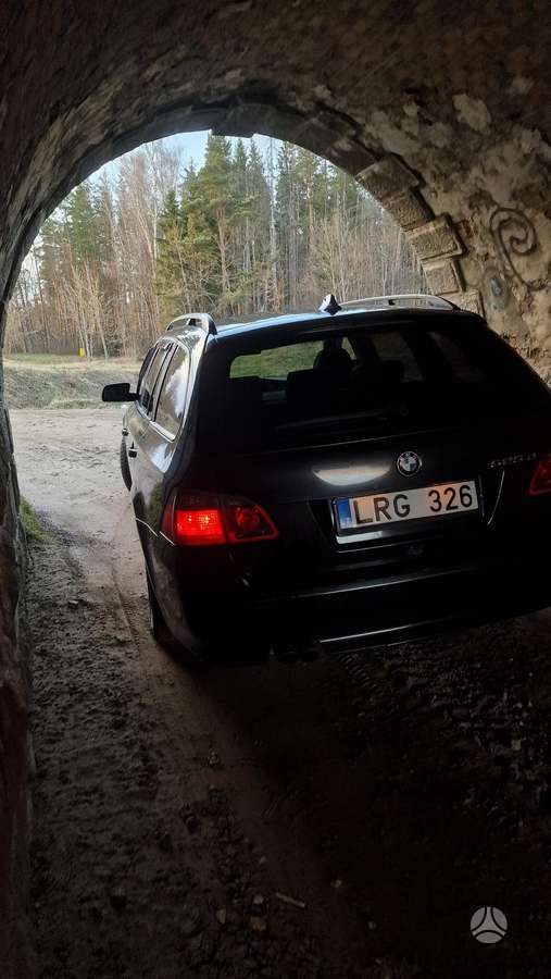 BMW 525, 2.5 l., Универсал
