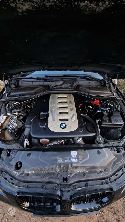 BMW 525, 2.5 l., universalas