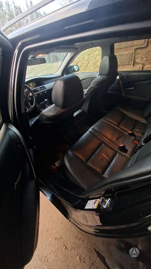 BMW 525, 2.5 l., Универсал