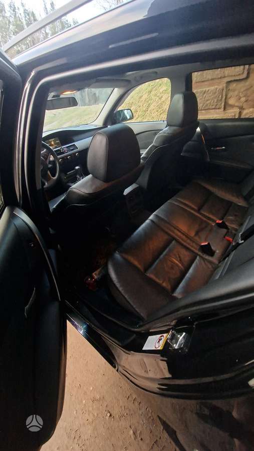 BMW 525, 2.5 l., wagon