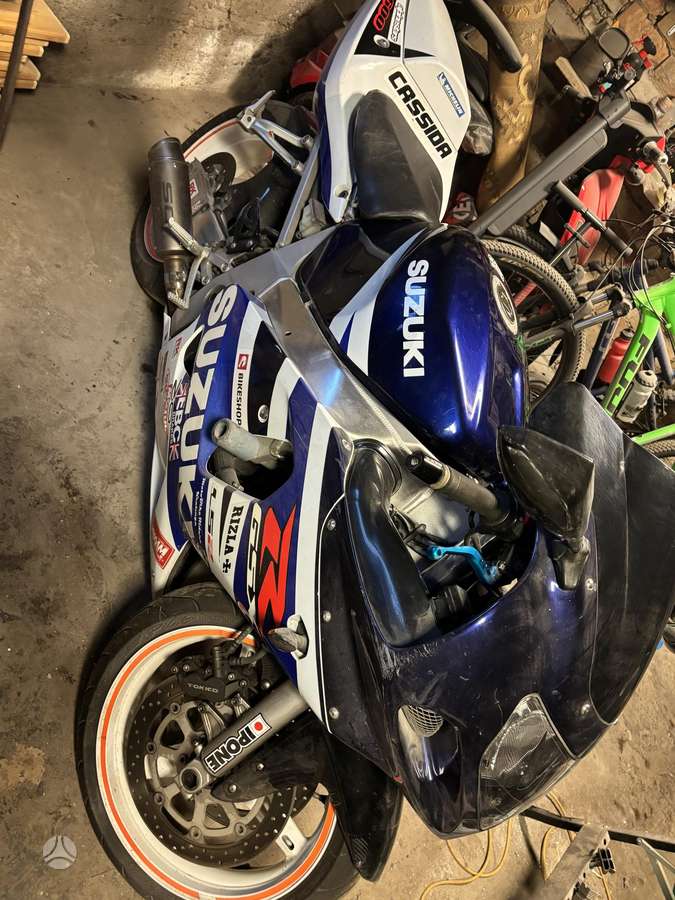 Suzuki GSX-R, superbikes