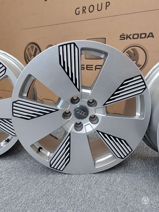 Audi 4KE601025Q, легкосплавные , R19