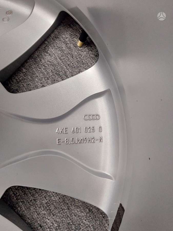Audi 4KE601025Q, light alloy, R19